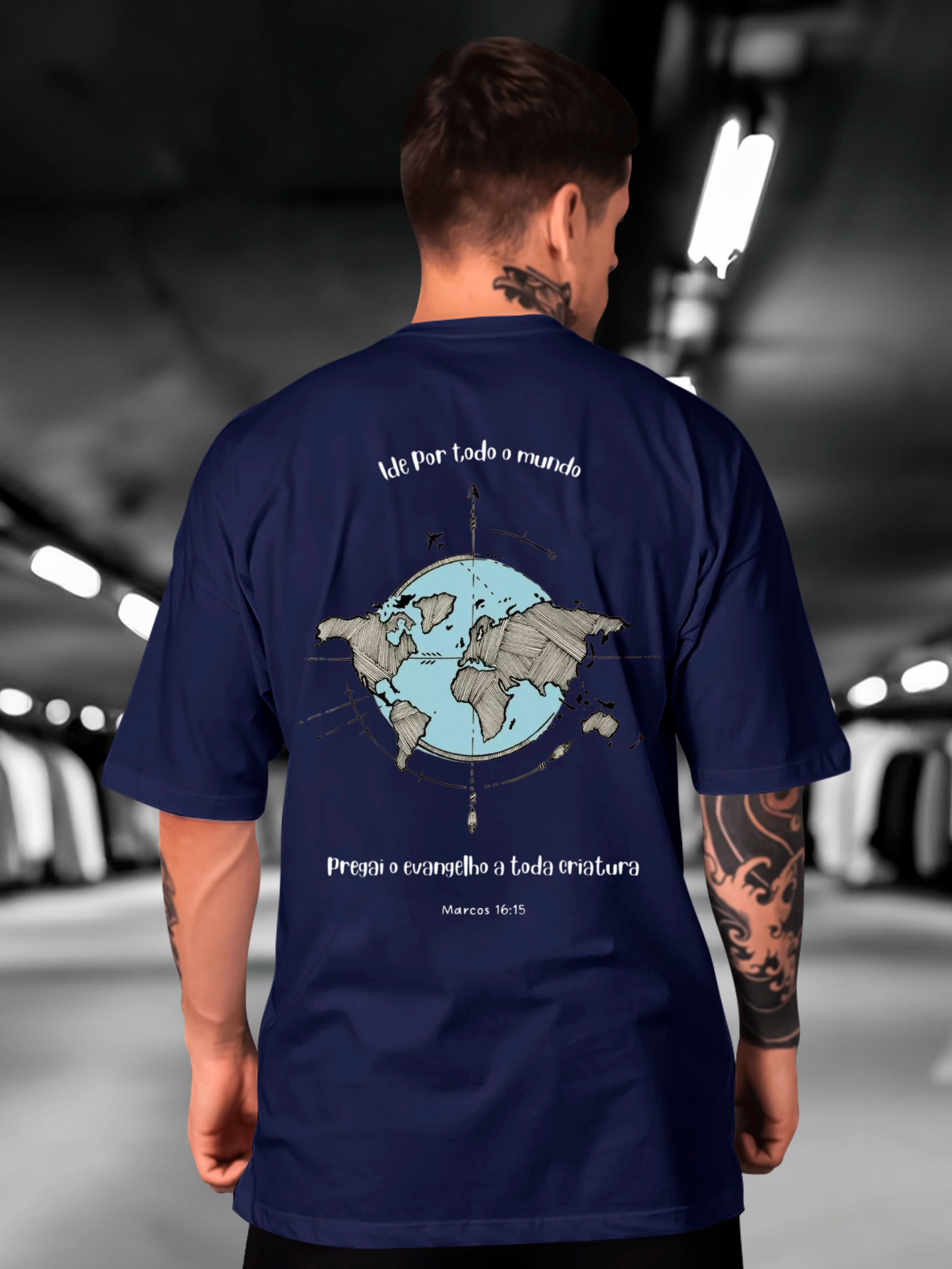 Camiseta Oversized Por todo mundo EC