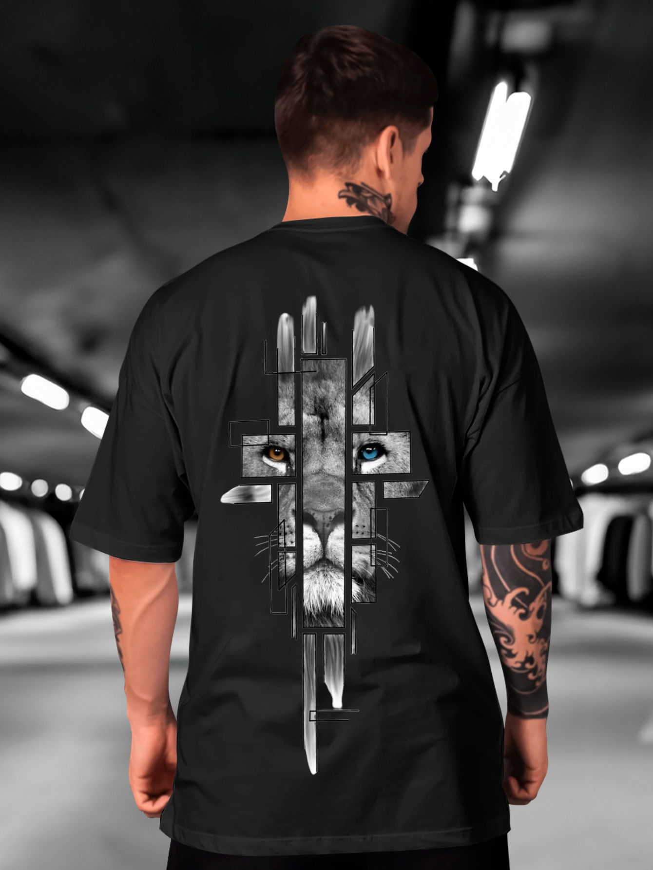 Camiseta Oversized Lion Comic EC