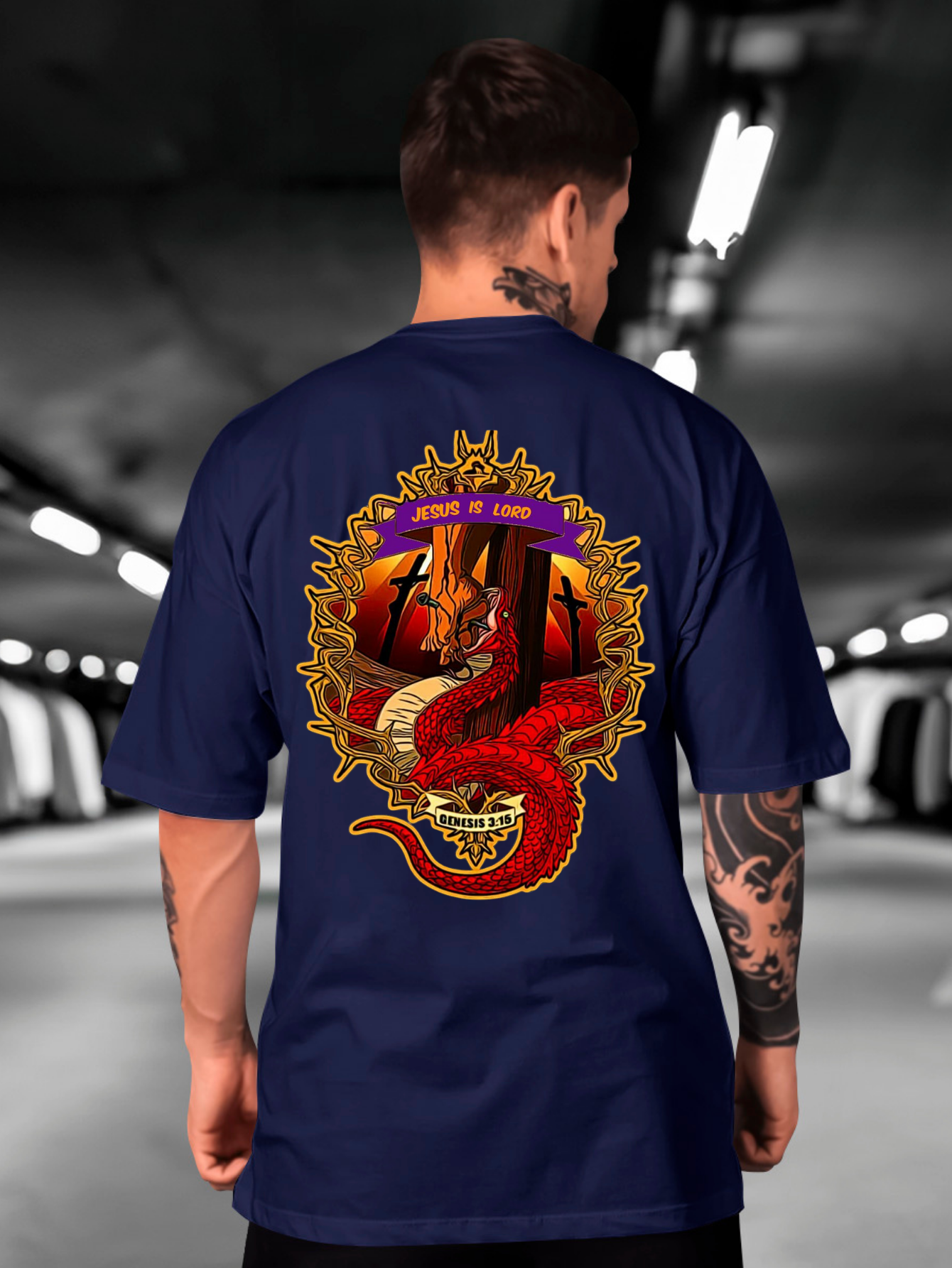 Camiseta Oversized Pisa na cabeça da serpente EC