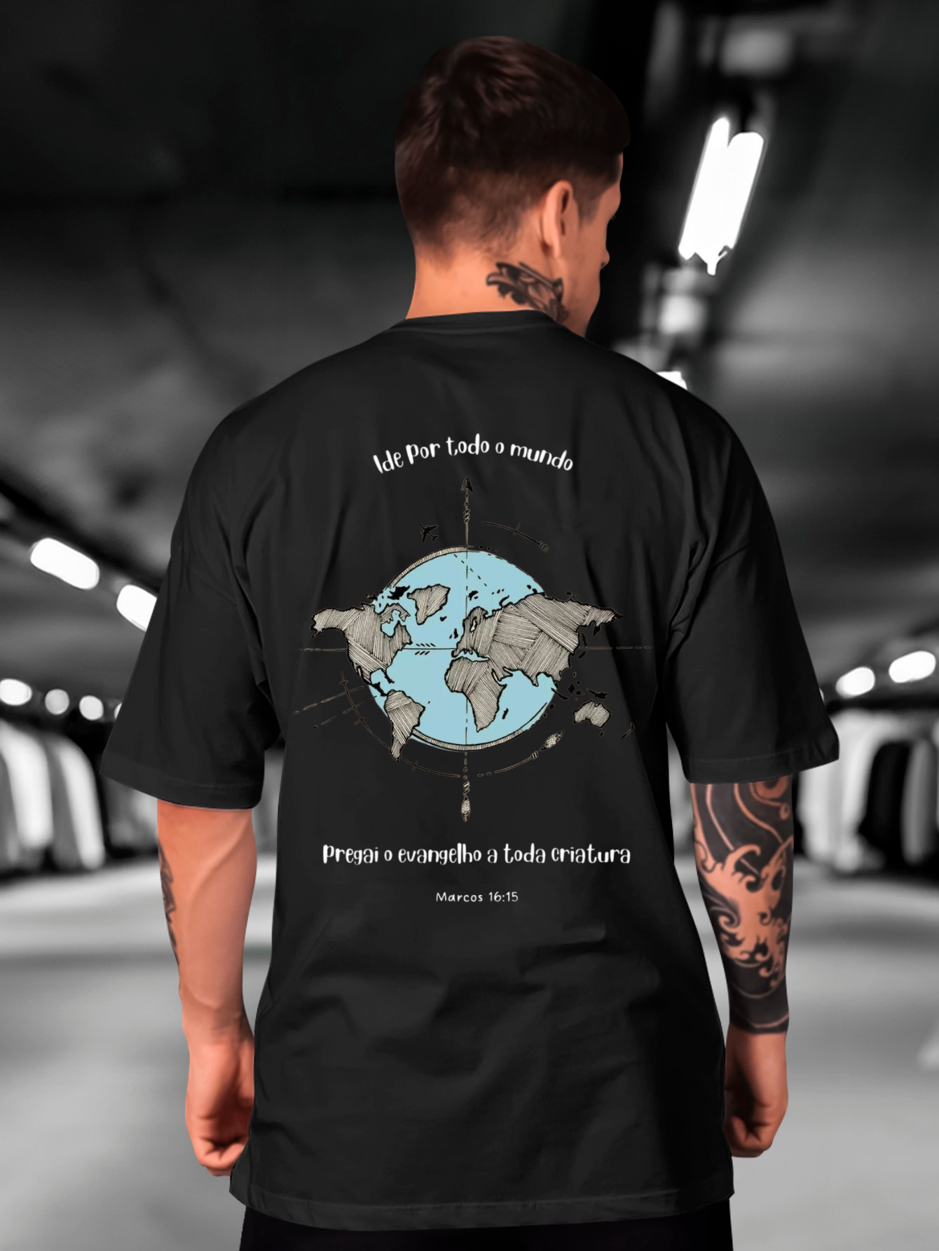 Camiseta Oversized Por todo mundo EC