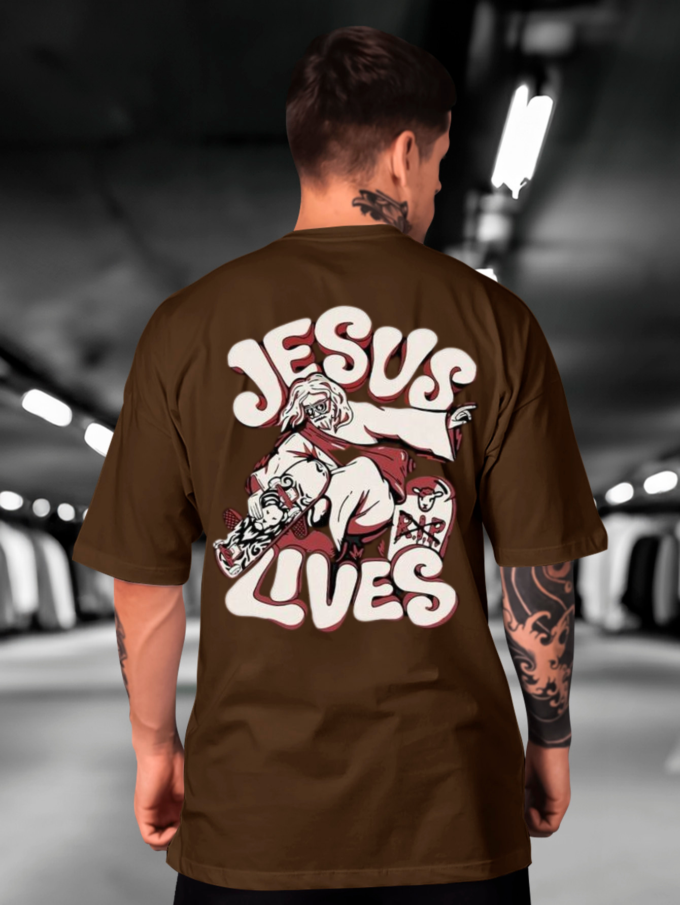 Camiseta Oversized Jesus Lives EC