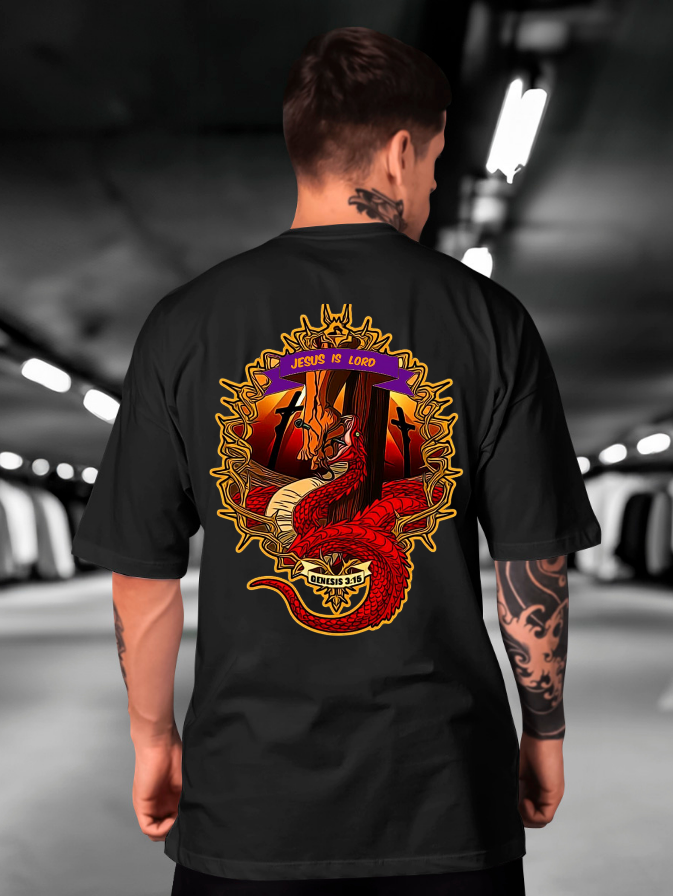 Camiseta Oversized Pisa na cabeça da serpente EC